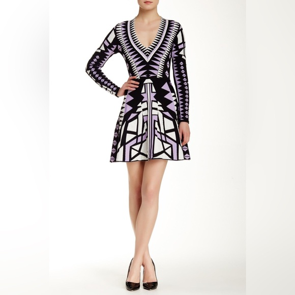 Parker Dresses & Skirts - Geometric Patterned Black and White Dress